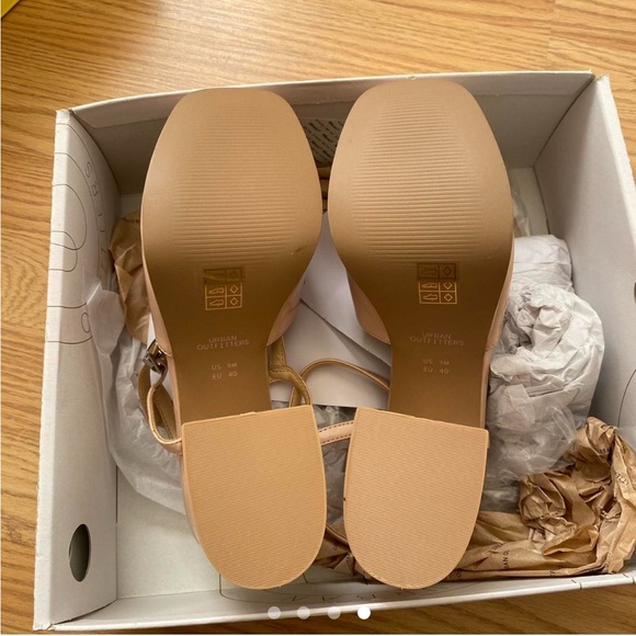 Urban Outfitters Veronica Platforms - Picture 4 of 4